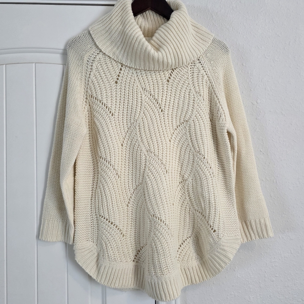 John Paul Richard Cream Cable Knit Turtleneck Sweater Sz Small